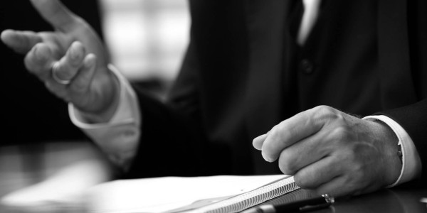 Derecho Inmobiliario / Abogados Inmobiliarios Cornellà del Terri · Gestión y Negociación de Hipotecas / Financiamiento